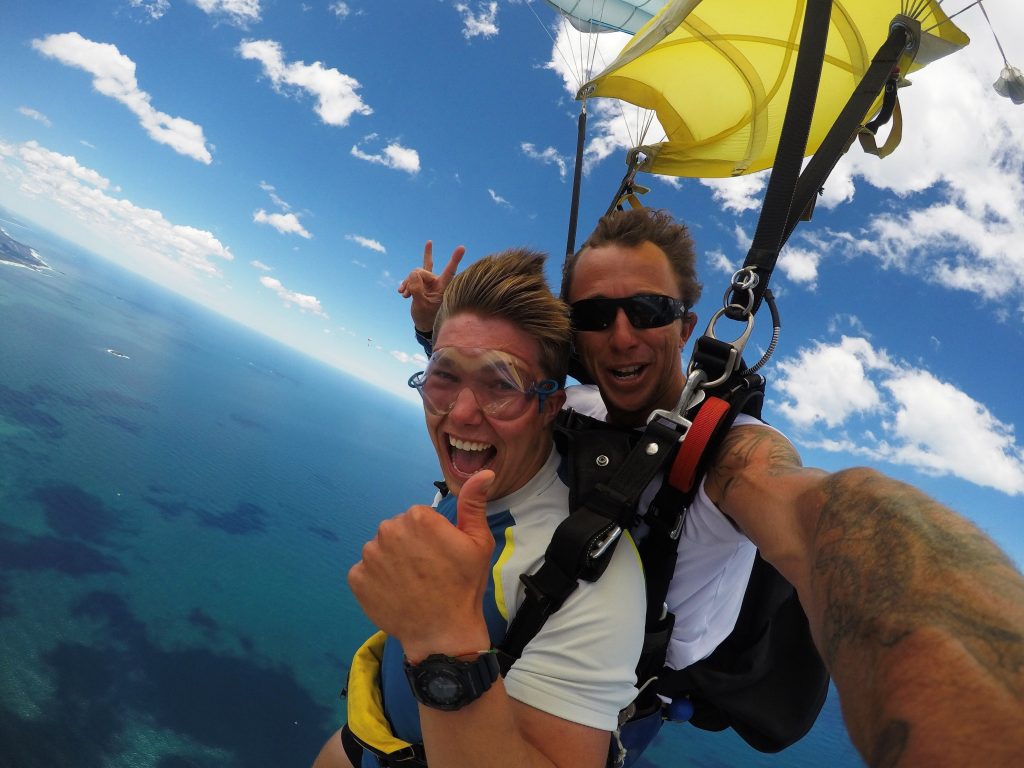 Coffs Skydivers - Smiles Under Canopy