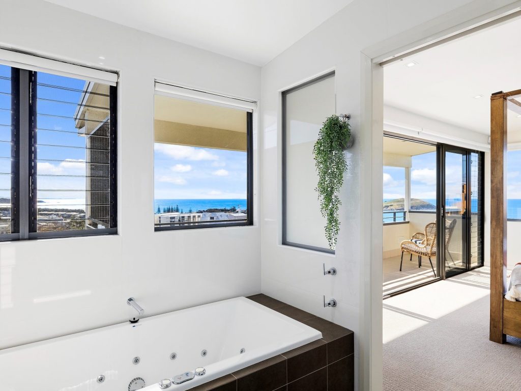 Master ensuite with bath and views