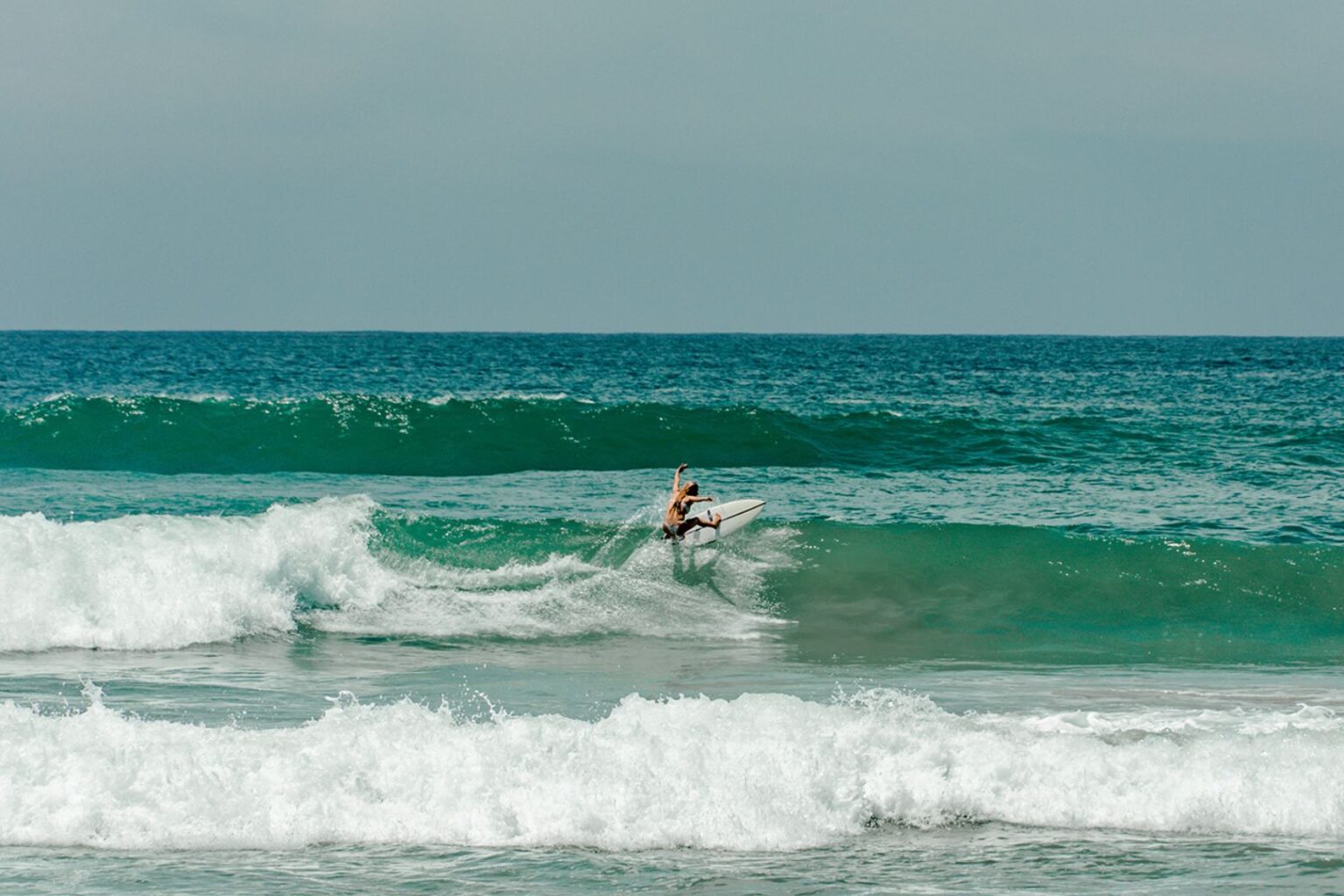 Gallows Beach Surfing