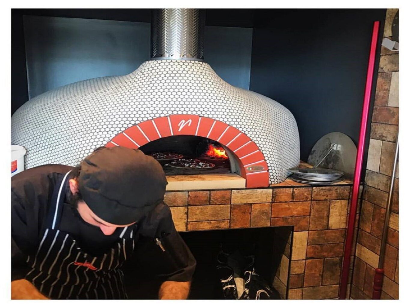Pizza woodfire oven