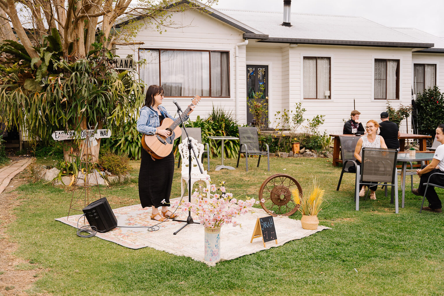 Music in the gardens at Cafe in the Valley